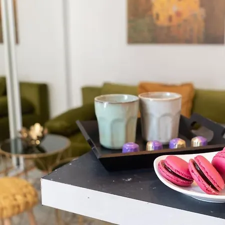 Parisian & Chic -15 Min From Paris Center Apartament *